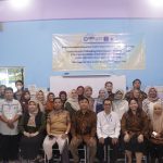 Tingkatkan Kompetensi Guru SMP Bina Insani Melalui Pemanfaatan AI untuk Pembelajaran Interaktif