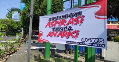 Warga Solo Bersatu Lawan Tindakan Anarki, Kampanye Damai di Penjuru Kota