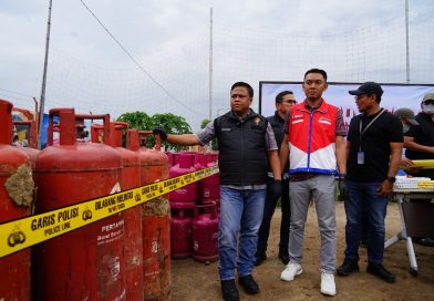 Sindikat Pengoplos Gas di Sukoharjo Digulung Bareskrim Polri, Negara Rugi Rp 5,4 Miliar Sindikat Pengoplos Gas di Sukoharjo Digulung Bareskrim Polri, Negara Rugi Rp 5,4 Miliar