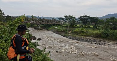 Tiga Mahasiswa UIN Walisongo Tewas, Tiga Lainnya Hilang Terseret Arus Sungai di Kendal