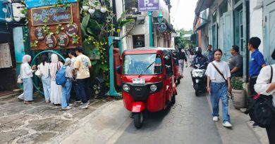 Bajaj RE Perkuat Mobilitas Ramah Lingkungan dan Dorong UMKM di Kota Solo