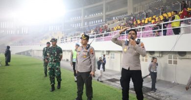 Bawa Flare dan Petasan Saat Laga Persis vs Persita, 23 Suporter Diamankan Polresta Surakarta