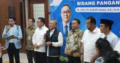 Zulhas Pastikan Ketersediaan Pangan Terjaga hingga Lebaran 2026