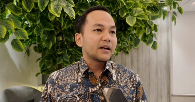 Pemkot Solo Terapkan Jam Wajib Belajar Malam, Respati Tekankan Peran Orang Tua dan Pembatasan Gawai