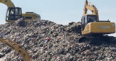 Enam Alat Berat Bekerja Optimal, Penanganan Sampah TPA Putri Cempo Mulai Lancar