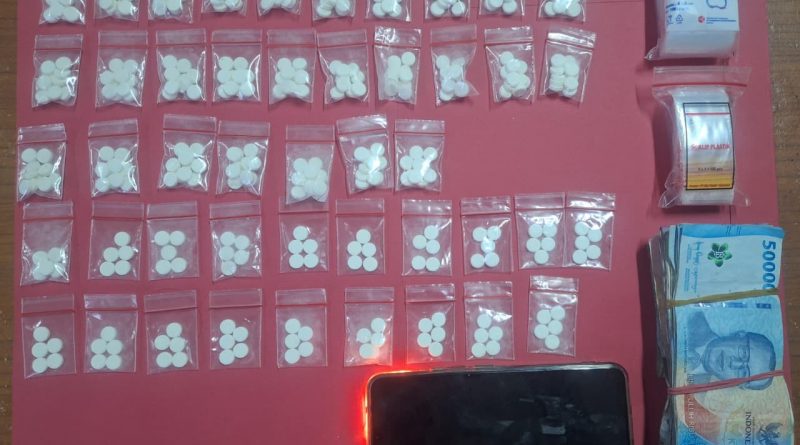 Ungkap Peredaran 473 Butir Obat Keras, Satresnarkoba Polres Sukoharjo Amankan Seorang Pengedar di Kartasura