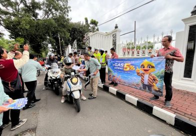 Diskon PKB 5 Persen Diluncurkan, Polresta Surakarta Sosialisasikan Lewat Bagi Takjil Diskon PKB 5 Persen Diluncurkan, Polresta Surakarta Sosialisasikan Lewat Bagi Takjil