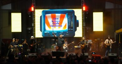 Meriahkan Dies Natalis ke-50 UNS, Ndarboy Genk Hibur Ribuan Penonton