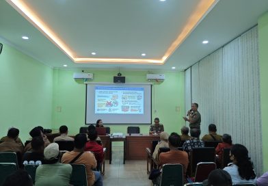 Satpol PP Solo Panggil Pedagang Daging Anjing, Minta Patuhi Perda Tertib Pangan Satpol PP Solo Panggil Pedagang Daging Anjing, Minta Patuhi Perda Tertib Pangan