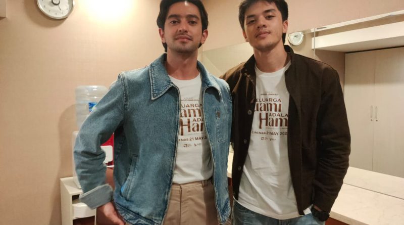 Sapa Penonton di Solo, Omar Daniel dan Jeremie Moeremans Cerita Makna Film Keluarga Suami Adalah Hama
