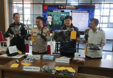 Dua Pelaku Pembacokan Pemotor di Jalan Gatsu Solo Ditangkap, Polisi Sita Kerambit hingga Kapak Dua Pelaku Pembacokan Pemotor di Jalan Gatsu Solo Ditangkap, Polisi Sita Kerambit hingga Kapak
