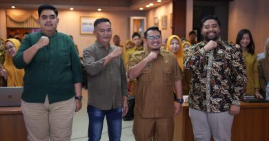 Susah Senang Mengelola Media Sosial Pemerintah Kabupaten Gresik