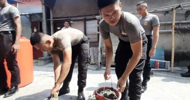 Taruna Akpol Angkatan 60 Tingkatkan Fasilitas Sanitasi Warga Sangkrah, Serahkan Tandon Air Bersih