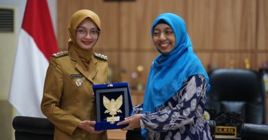 Jajaki Peluang Kerja Sama, Pemkot Kediri Sambut Kunjungan Fakultas Vokasi UNAIR Jajaki Peluang Kerja Sama, Pemkot Kediri Sambut Kunjungan Fakultas Vokasi UNAIR
